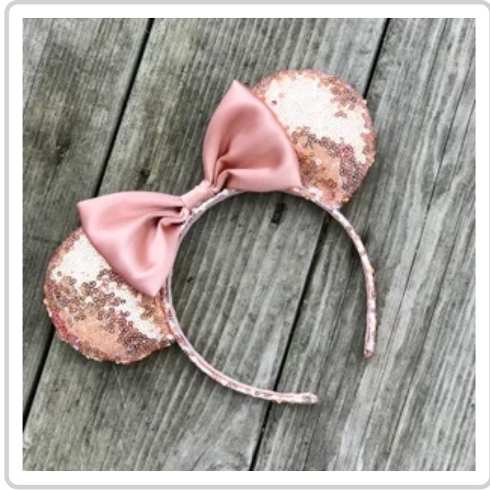 Disney Minnie ears